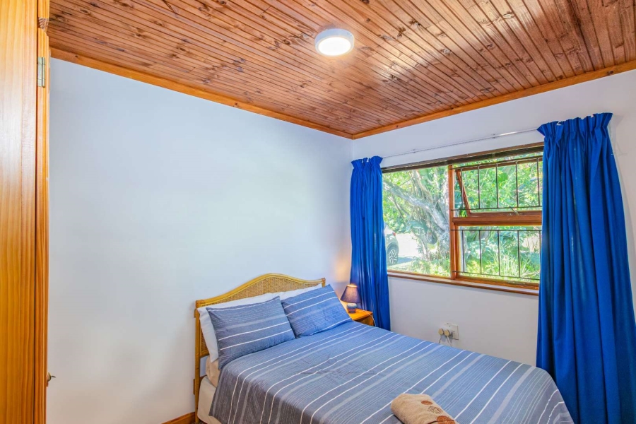 To Let 4 Bedroom Property for Rent in Brenton On Lake Western Cape